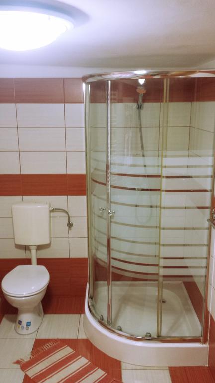 Virag Apartmanhaz Ödenburg Exterior foto